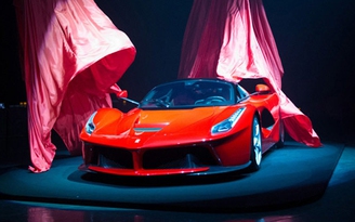 Ferrari rục rịch trình làng 2 phiên bản siêu xe LaFerrari mới